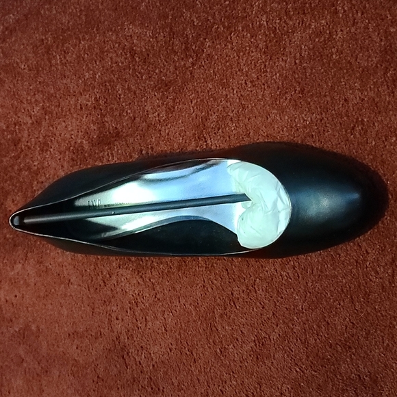 High Heels - Picture 2 of 4